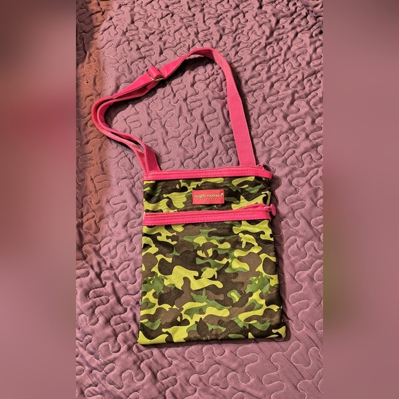 Simply Southern Crossbody Bag - Picture 2 of 5